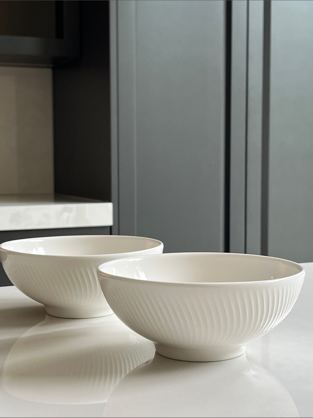 DENBY Bowls. Set of 2. Denby Arc White Bowls or Serving Dishes, New with Tags.